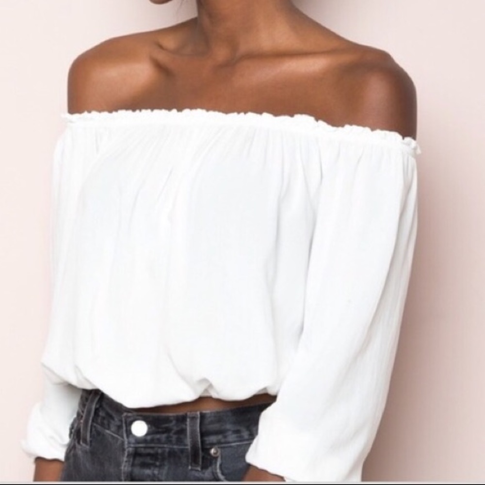 Off Shoulder Crop Top - Picture 3 of 3